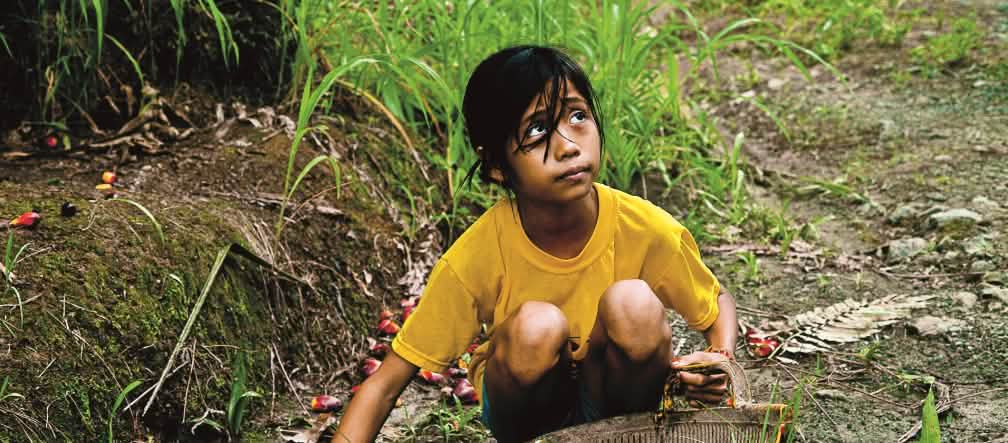 Trabajar en lugar de jugar y aprender. Pocas oportunidades para ir a la escuela. Foto: Jason Motlagh/Pulitzer Center on Crisis Reporting