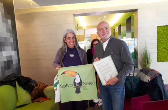Guadalupe Rodríguez de Salva la Selva junto al Relator Especial de la ONU, Michel Forst