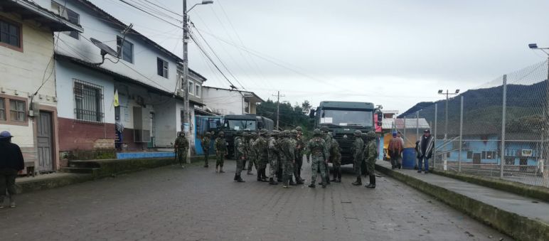 Presencia militar en las calles de La Merced de Buenos Aires