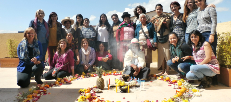 Red Latinoamericana de Mujeres Defensoras en un encuentro en 2017 Grupo de mujeres de la Red Latinoamericana de Mujeres Defensoras de Derechos Sociales y Ambientales
