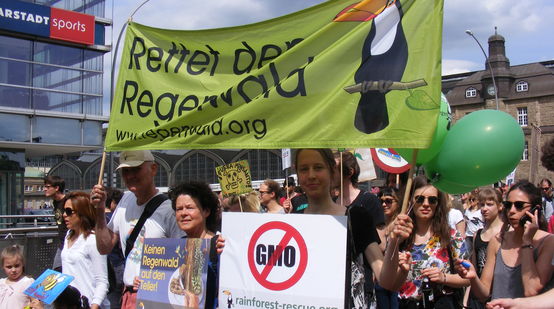Manifestación contra Monsanto y los transgénicos