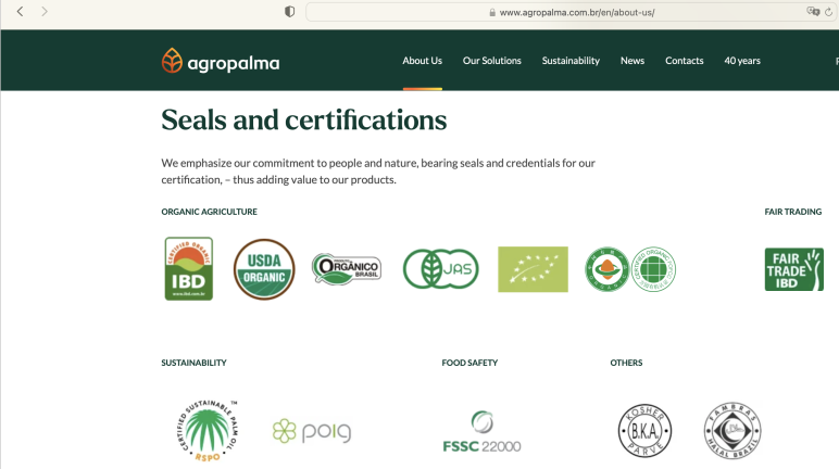 Captura de pantalla de la página web de Agropalma con los logotipos de los distintos "sellos" concedidos a la empresa.