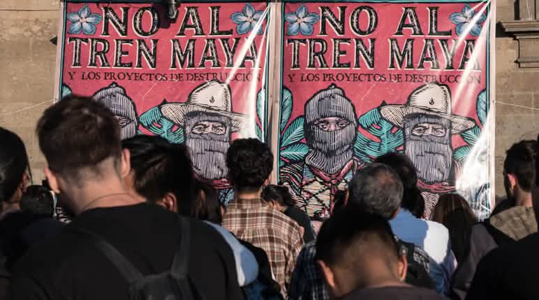 Vista parcial de zonas con mayor impacto ambiental Pancarta "No al Tren Maya"