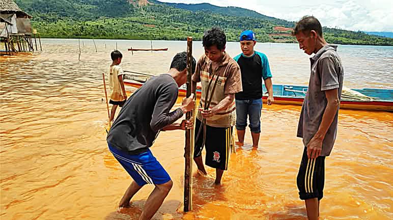 Las aguas residuales y la sobrecarga de la industria del níquel contaminan el mar en Sulawesi Contaminación del mar por la fundición de níquel