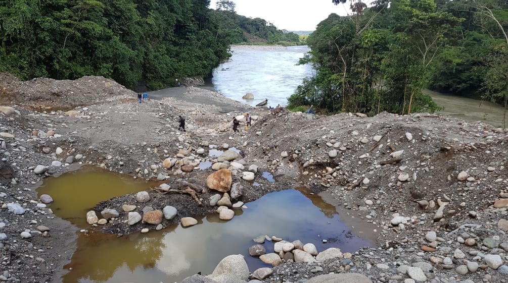 Territorio A'i Cofán afectado por actividades mineras