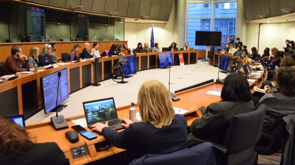 Debate sobre Derecho a Decir NO a la minería y el extractivismo en el Parlamento Europeo