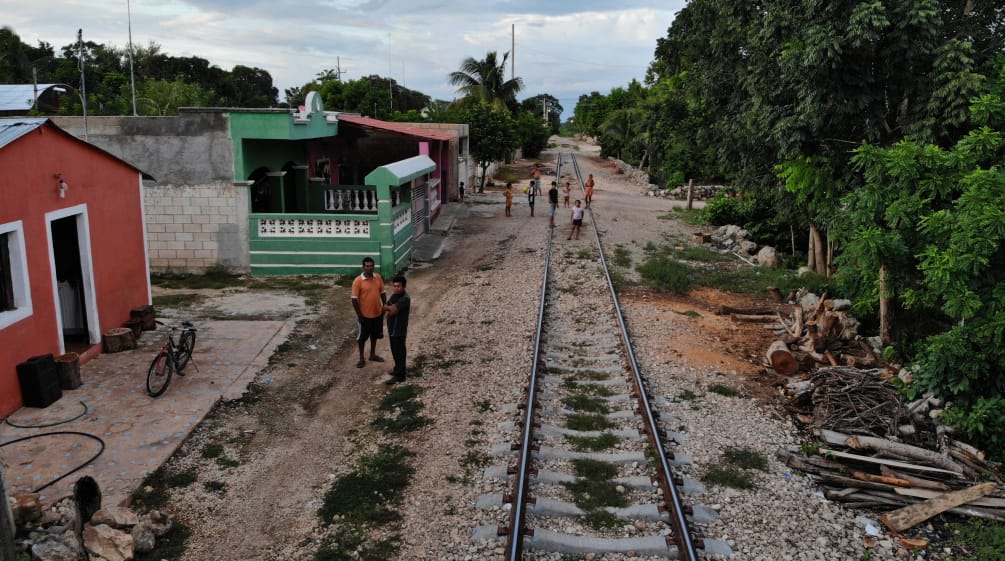 Via actual en uno de los lugares por donde pasará la via del Tren Maya