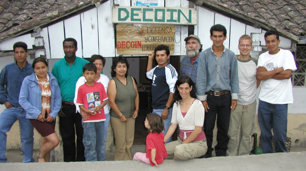 Miembros de Salva la Selva con miembros de Defensa Ecológica de Intag DECOINen Intag, en 2005
