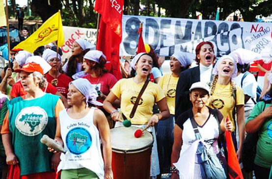 Protesta de mujeres del MST