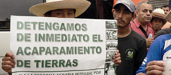 Conflictos de tierras continuos en el Bajo Aguán, Honduras Campesinos reivindican acceso a la tierra