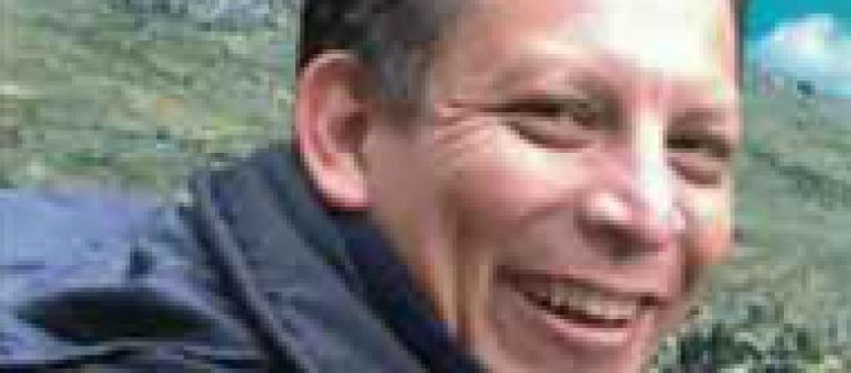 Marco Arana Activista contra minería de oro en Peru