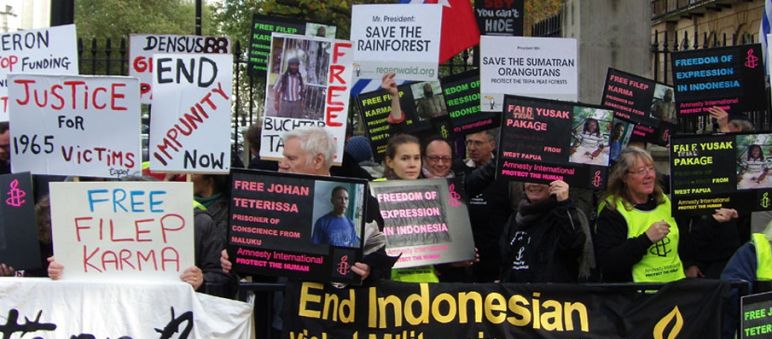 Protesta en Londres Manifestación ante la visita del presidente indonesio en Londres