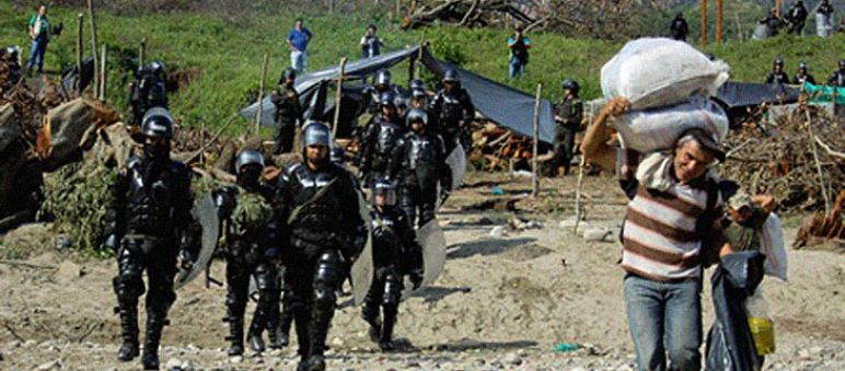 Desalojo de campesinos el 14 de febrero