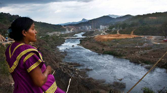 Hidroeléctrica Barro Blanco: Inundación, desplazamiento, derechos pisoteados Barro Blanco Panama - Ngöbe Bugle