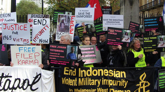Manifestación ante la visita del presidente indonesio en Londres