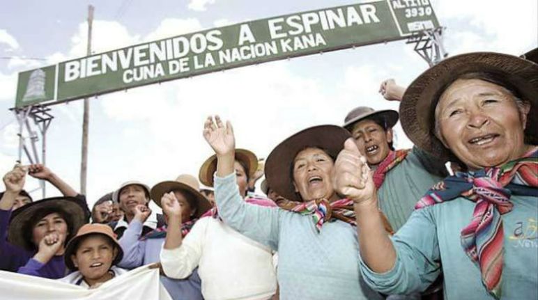 Protestas contra la minería en Perú Mujeres peruanas se manifiestan