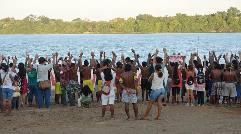 Protesta en contra de la represa el Quimbo