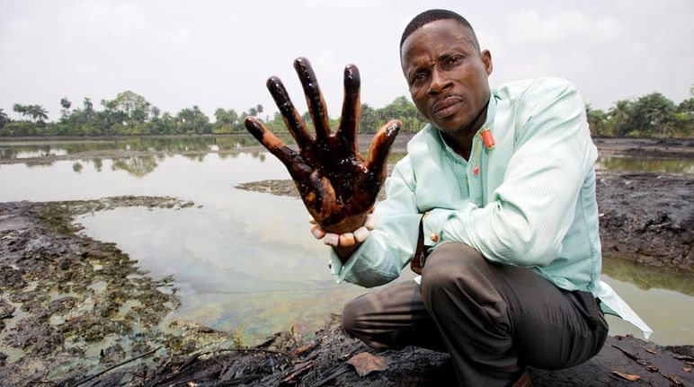 Así se ve la contaminación petrolera de Shell en Nigeria Derrame de petróleo en el Delta del Níger