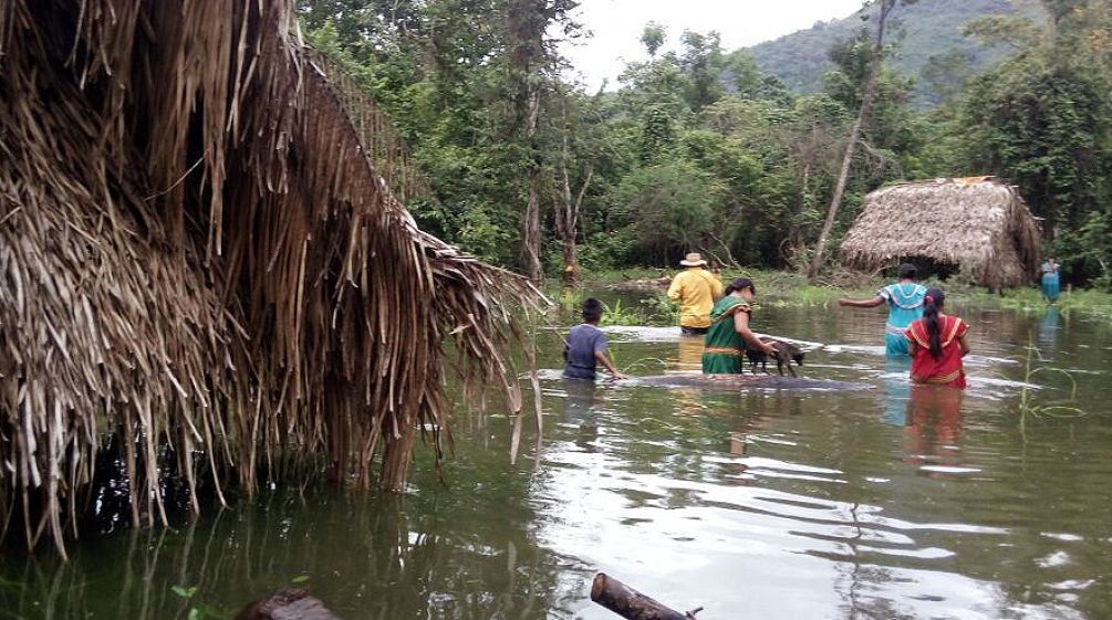 La comunidad de Quebrada Caña ha sido inundada